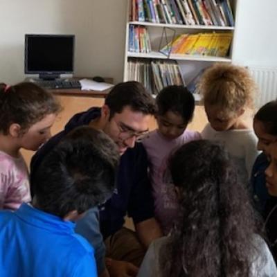 Séance de lecture au CMD de Garges-lès-Gonesse